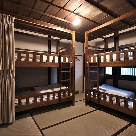 Kanazawa Guest House East Mountain Exterior photo