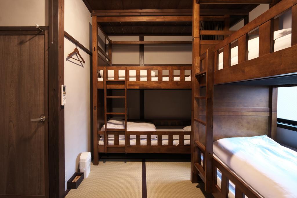Kanazawa Guest House East Mountain Exterior photo