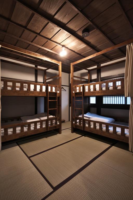 Kanazawa Guest House East Mountain Exterior photo