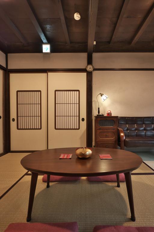 Kanazawa Guest House East Mountain Exterior photo